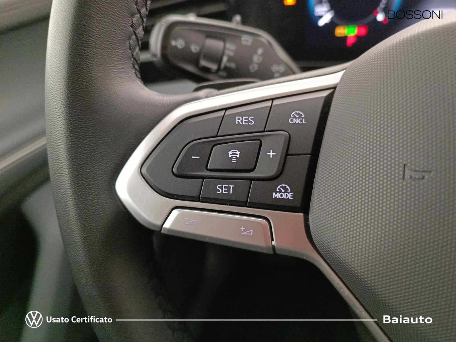 11 - Volkswagen Passat 2.0 tdi scr evo 150cv business dsg