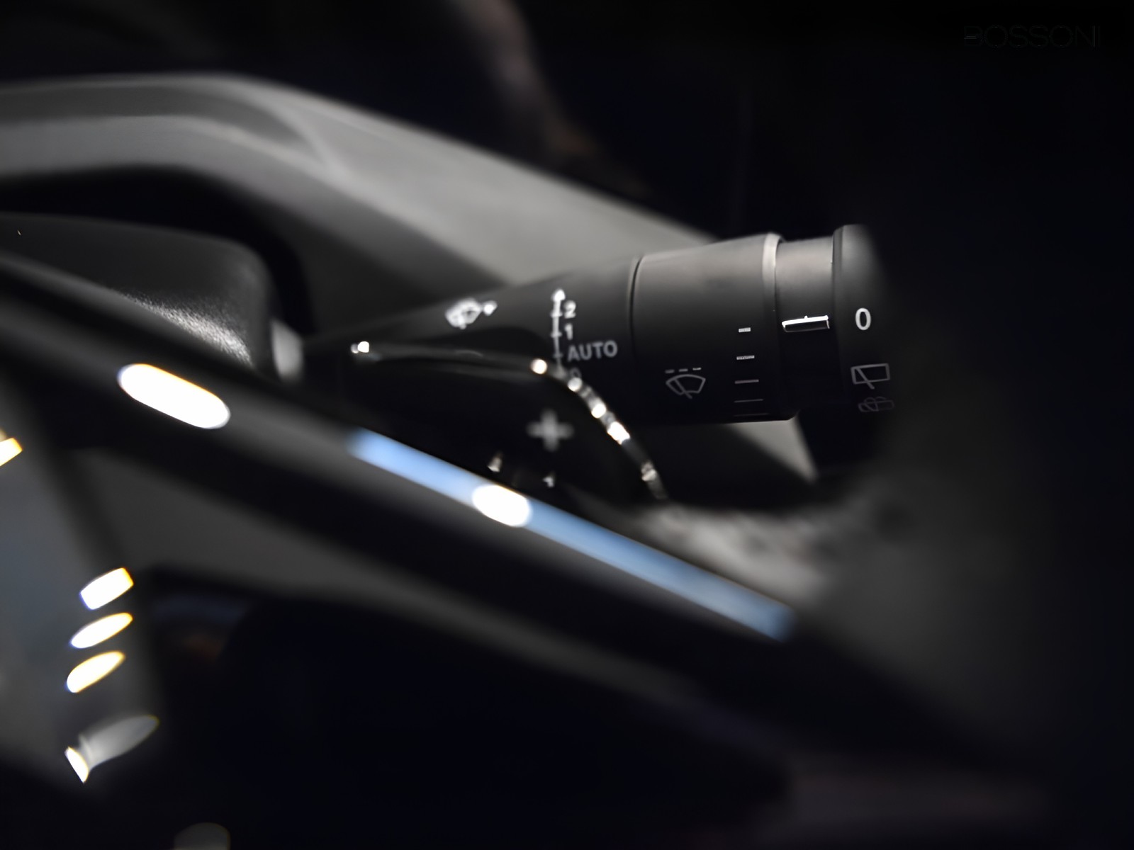 18 - Peugeot 308 sw 1.5 bluehdi allure eat8 s&s