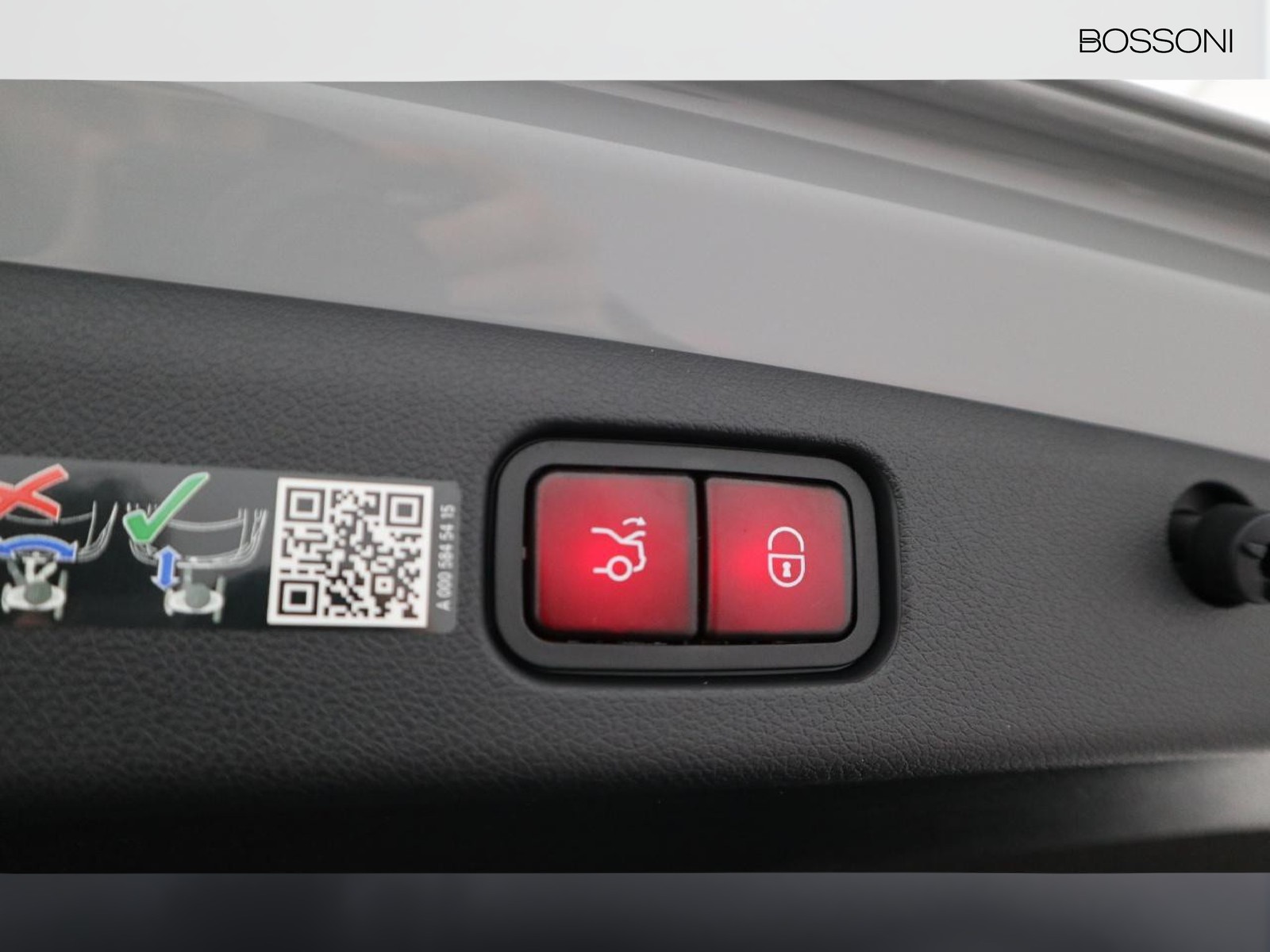 18 - Mercedes Classe E berlina 220 d amg line premium 4matic 9g-tronic