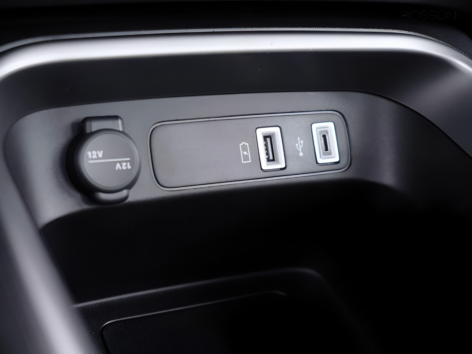 28 - Jeep Avenger 1.2 turbo 100cv altitude fwd