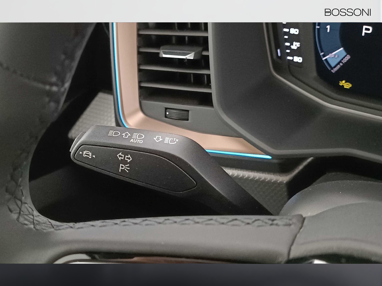 26 - Audi A1 allstreet 30 1.0 tfsi 116cv identity contrast s tronic