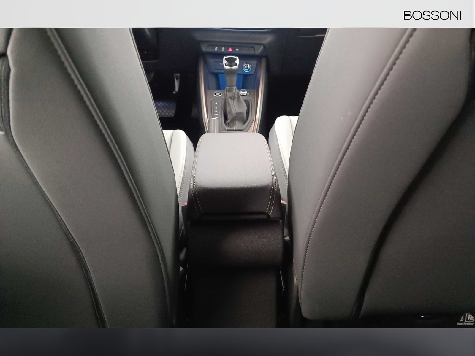 34 - Audi A1 allstreet 30 1.0 tfsi 116cv identity contrast s tronic