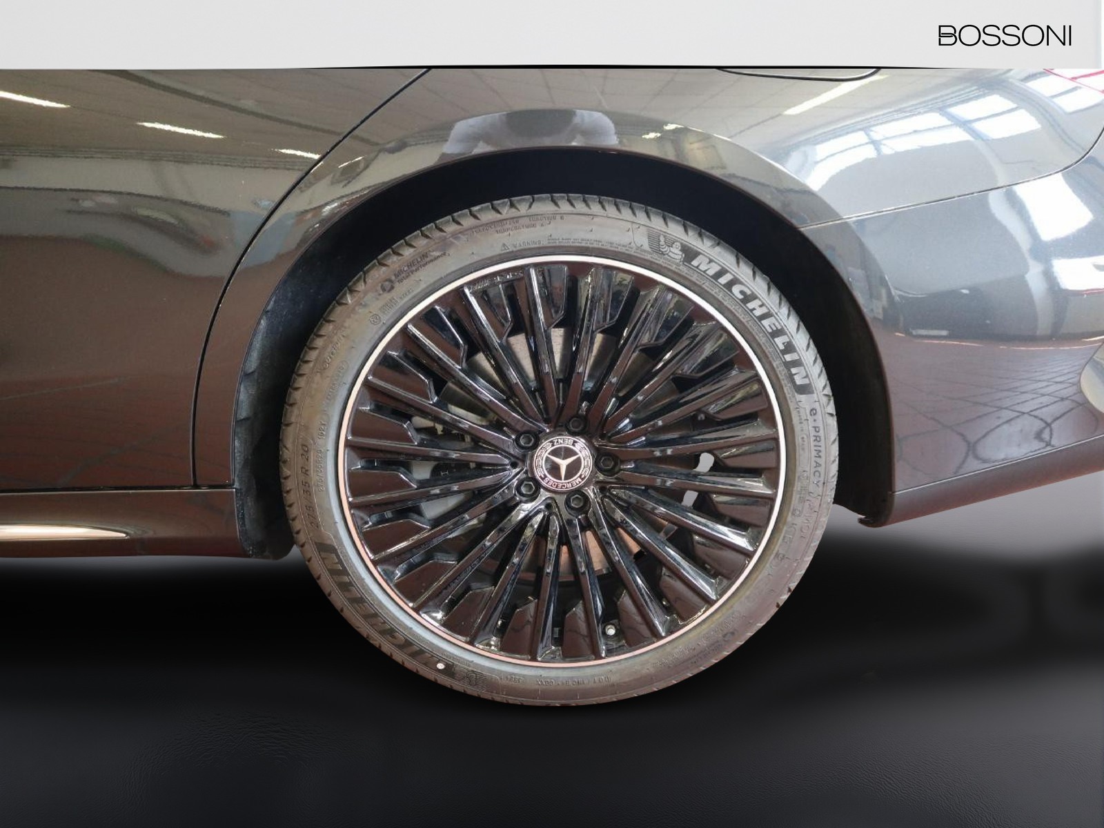 4 - Mercedes Classe E berlina 300 de plug in hybrid amg line premium 4matic 9g-tronic