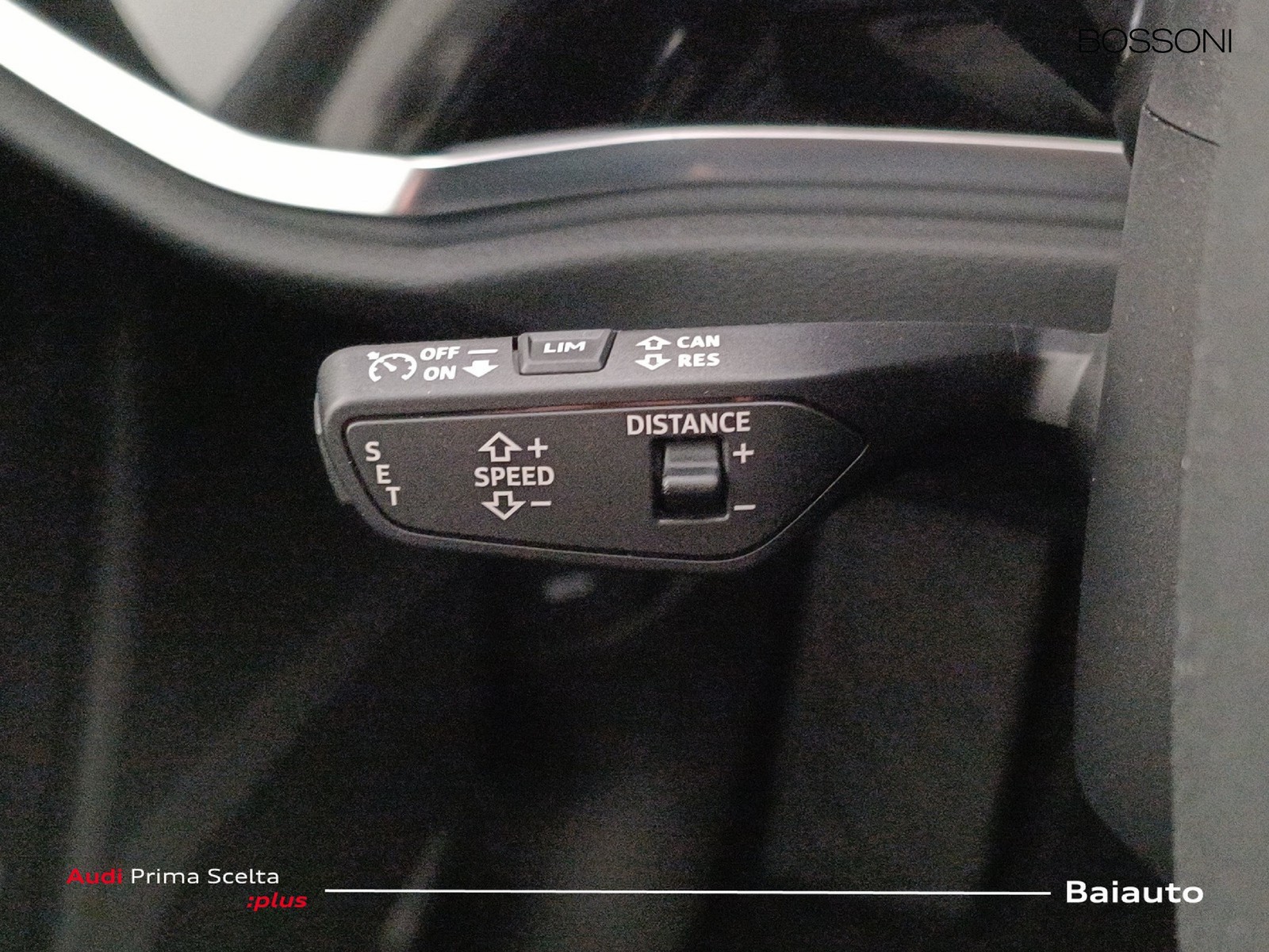 18 - Audi Q3 35 2.0 tdi business advanced s tronic