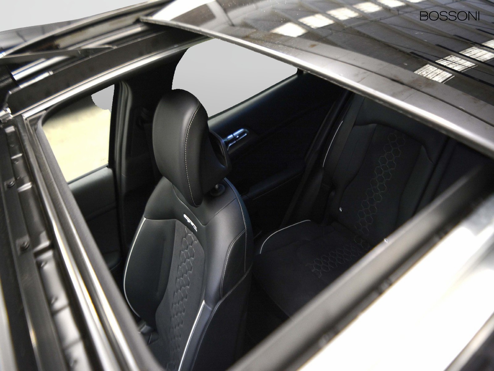 14 - Kia Sportage 1.6 t-gdi phev 245cv gt-line sunroof pack awd at6