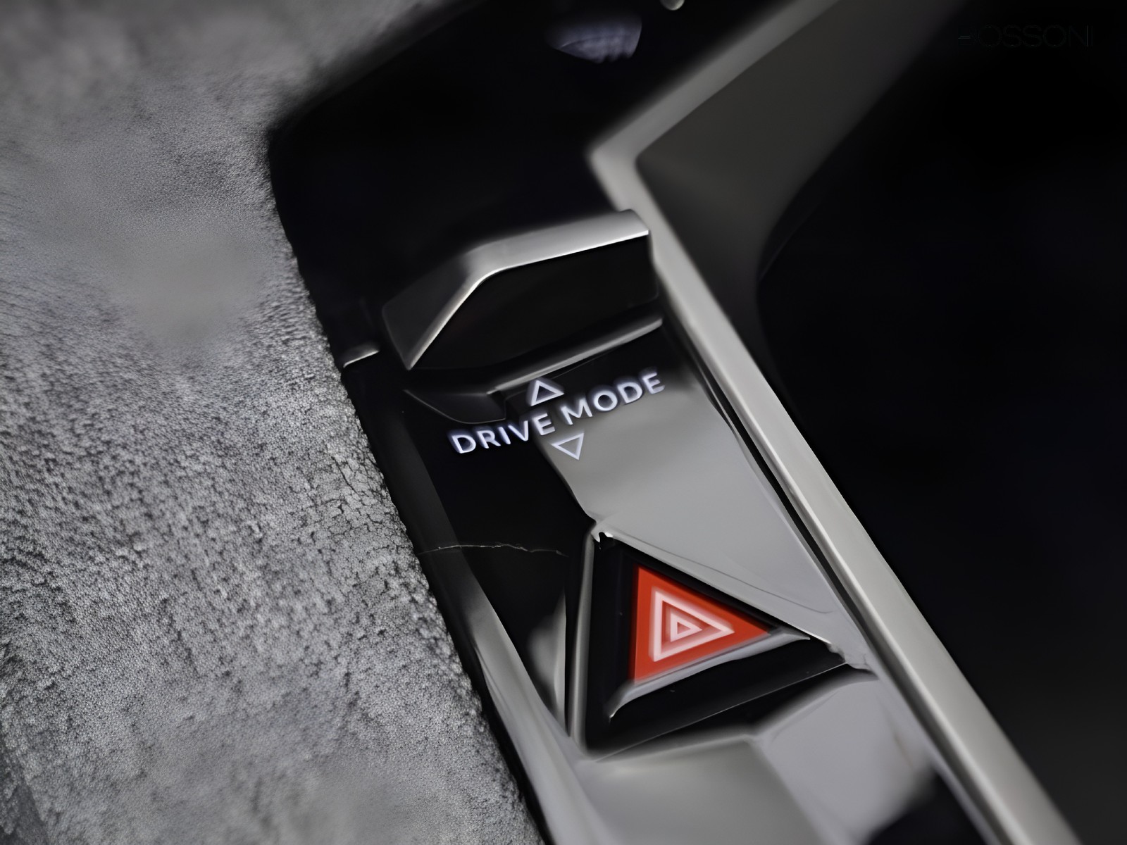 18 - Peugeot 3008 1.2 hybrid 145cv gt e-dcs6