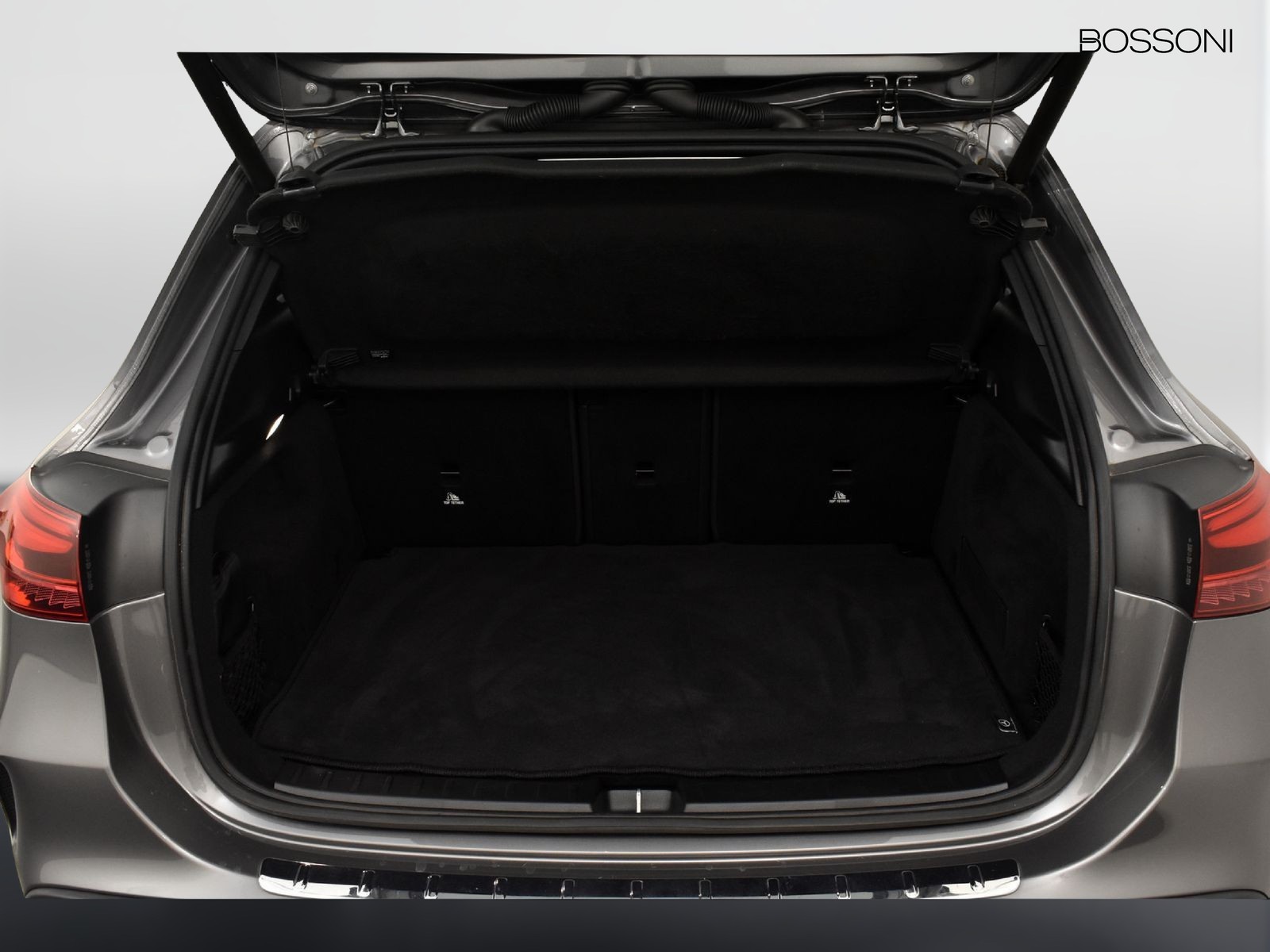 10 - AMG GLA amg 35 amg line advanced 4matic 8g-dct