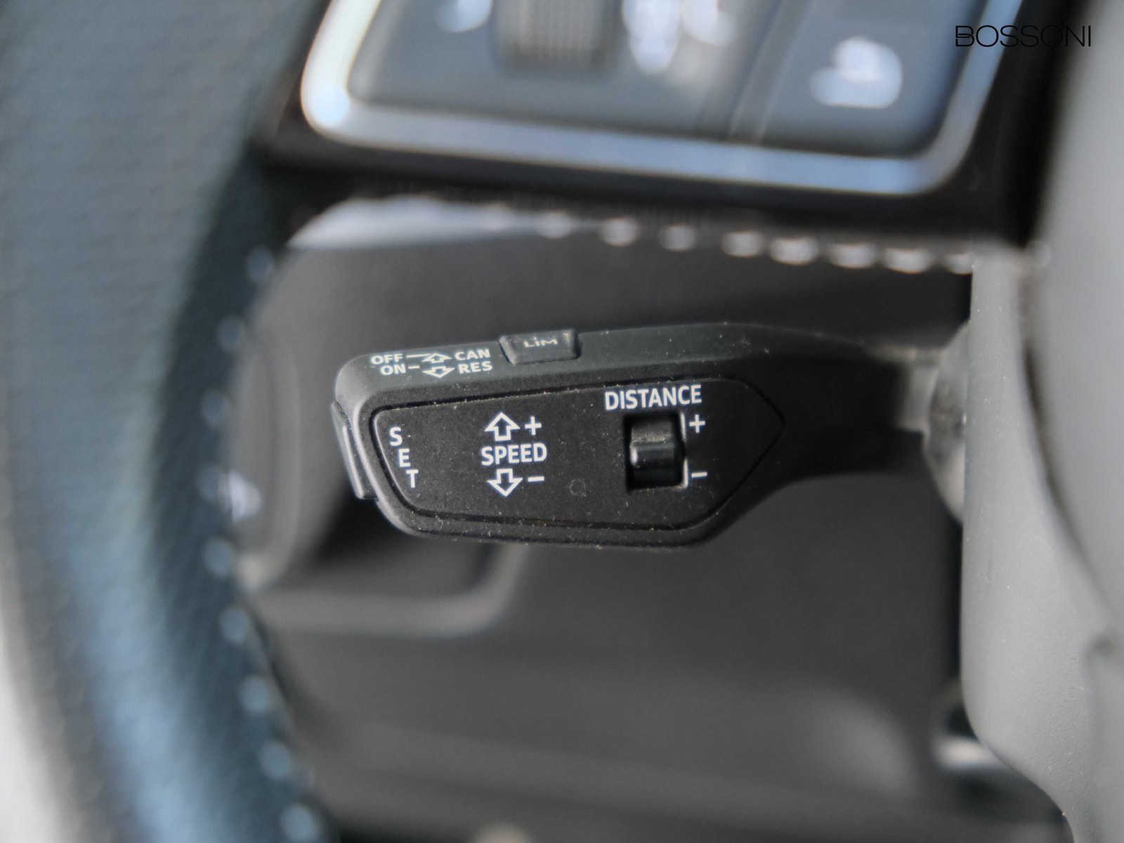 28 - Audi SQ2 s2.0 tfsi quattro s tronic