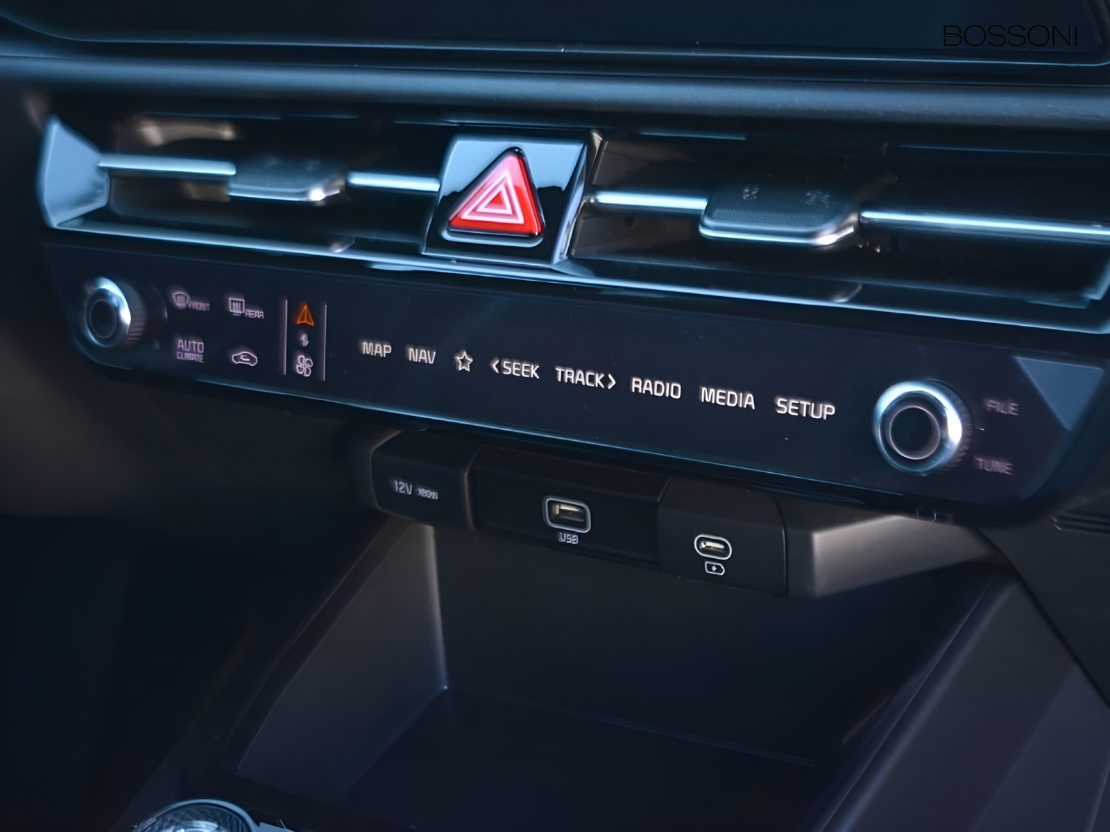 11 - Kia Niro 1.6 gdi plug-in hybrid 171cv style dct6