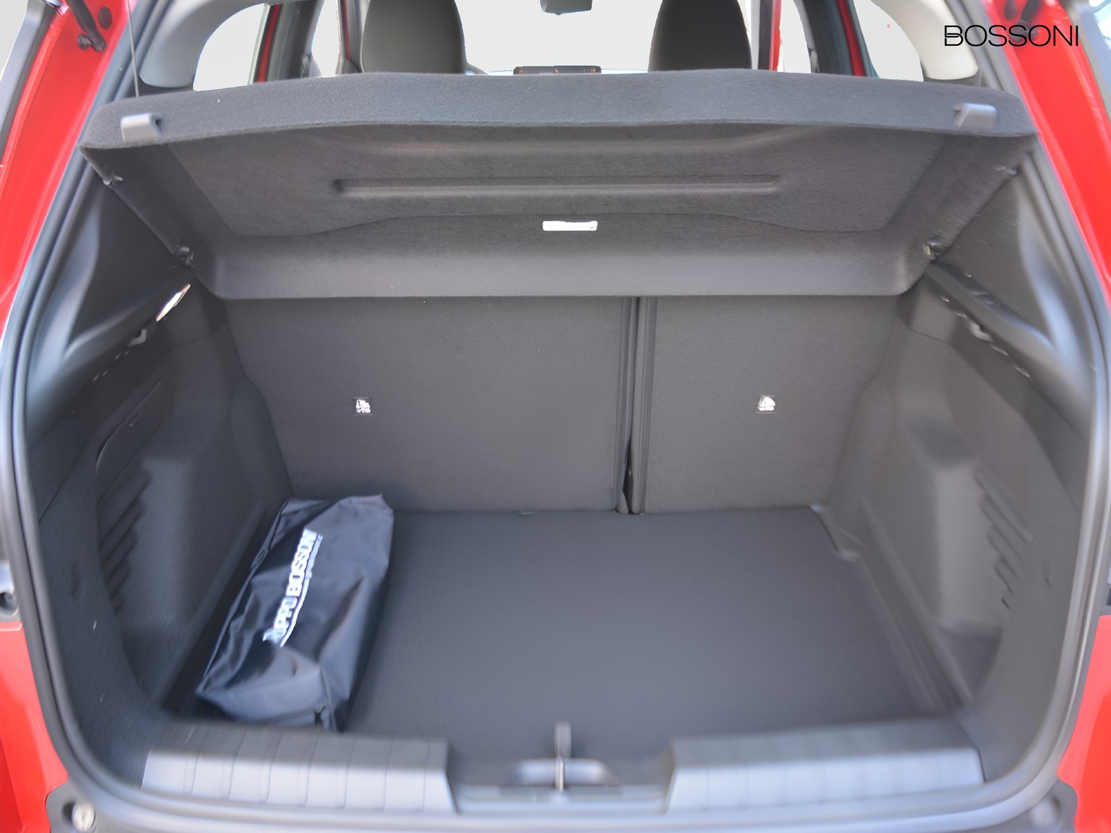 14 - Jeep Avenger 1.2 turbo 100cv longitude fwd