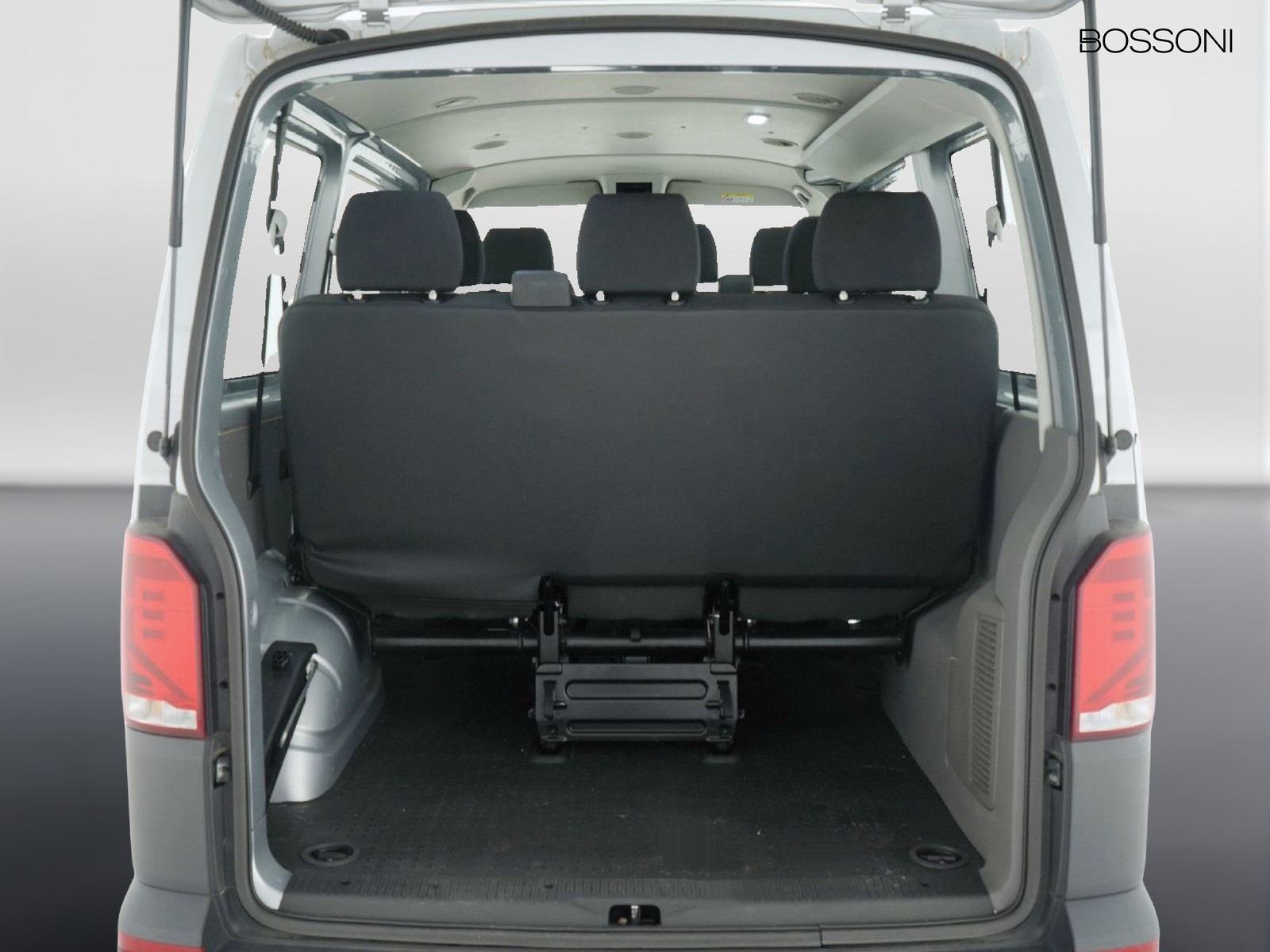 11 - Volkswagen VIC T6.1 Transporter t6.1 30 2.0 tdi 150cv kombi business p.c. dsg7