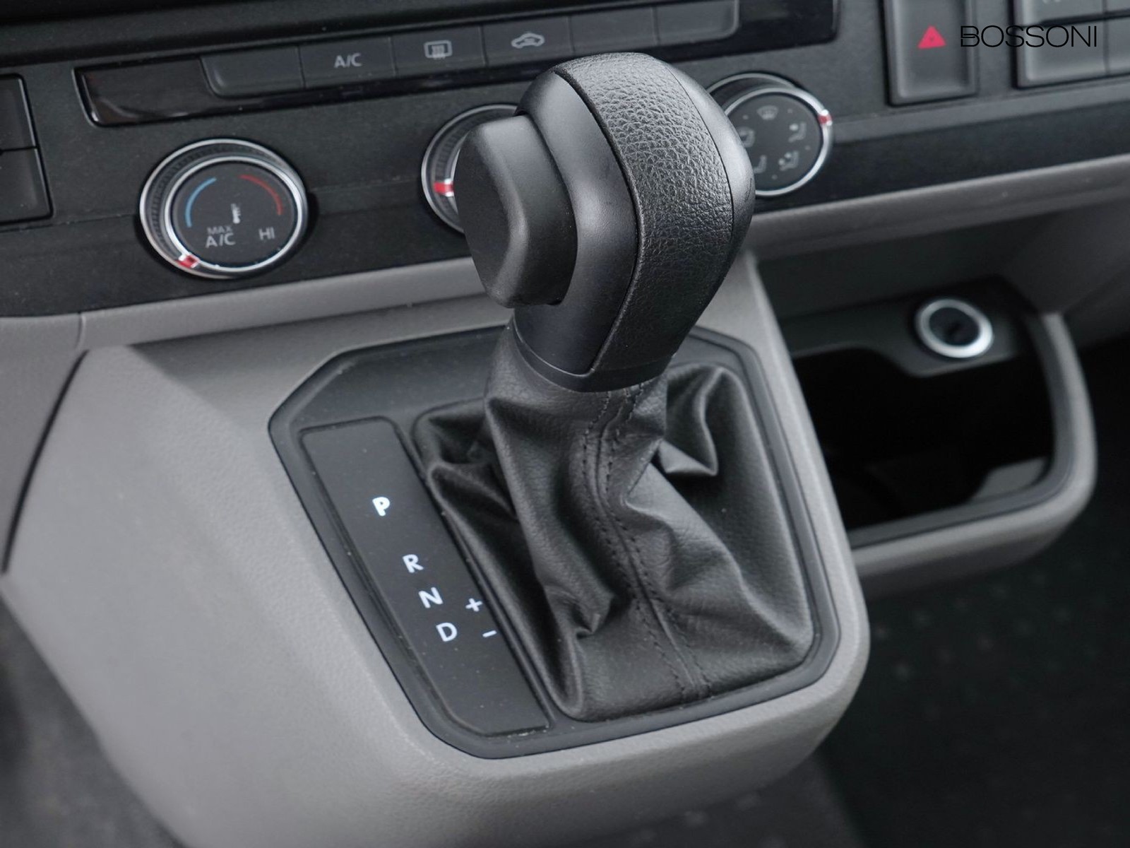 21 - Volkswagen VIC T6.1 Transporter t6.1 30 2.0 tdi 150cv kombi business p.c. dsg7