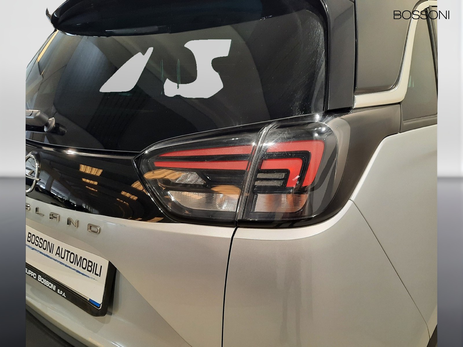 26 - Opel Crossland 1.2 110cv ultimate s&s