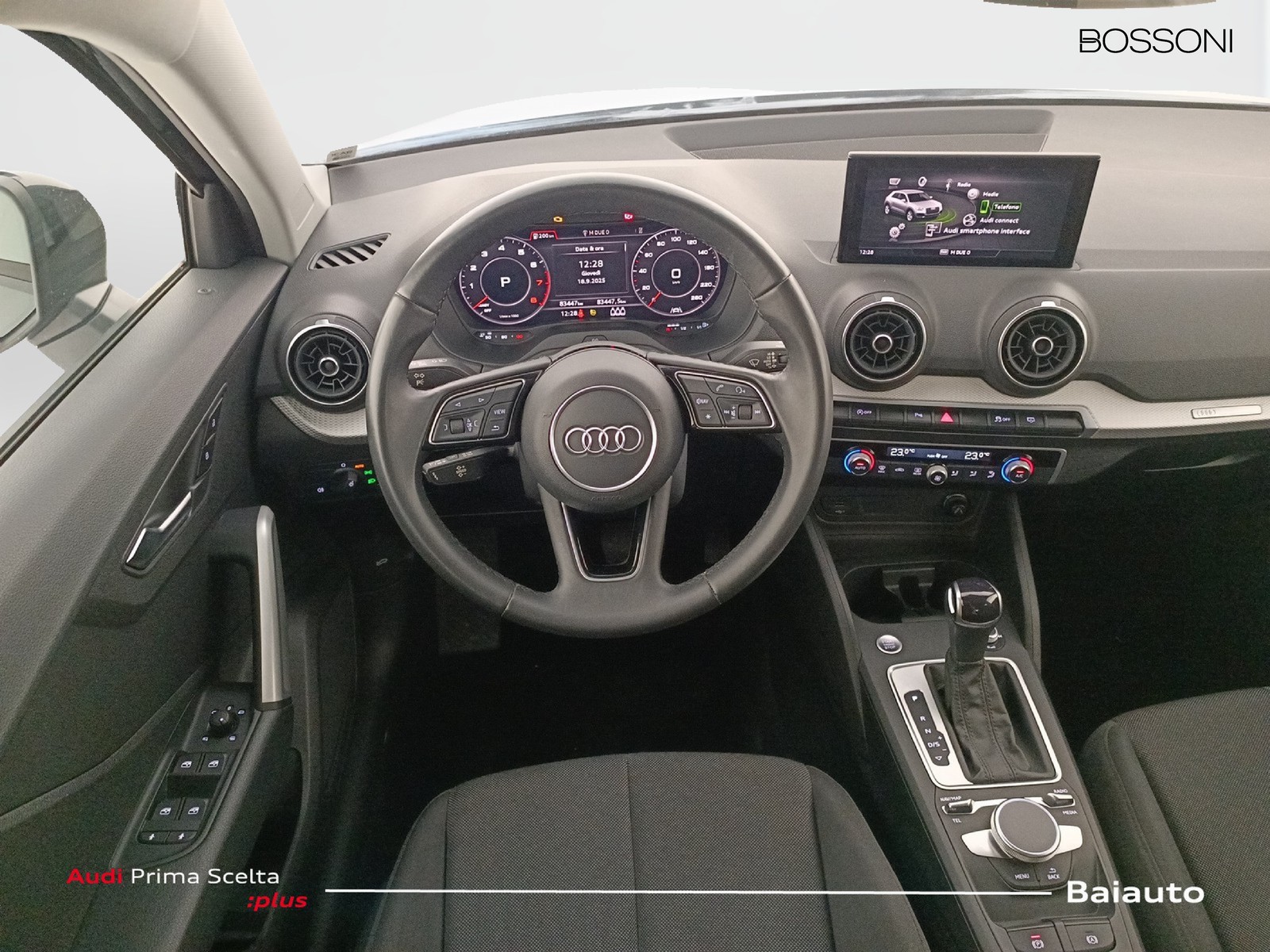 8 - Audi Q2 35 1.5 tfsi business advanced s tronic