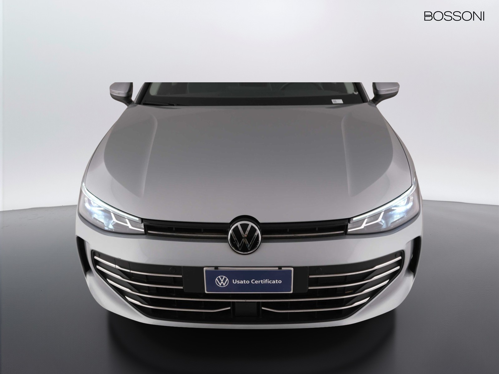 14 - Volkswagen Passat 2.0 tdi scr evo 150cv business dsg