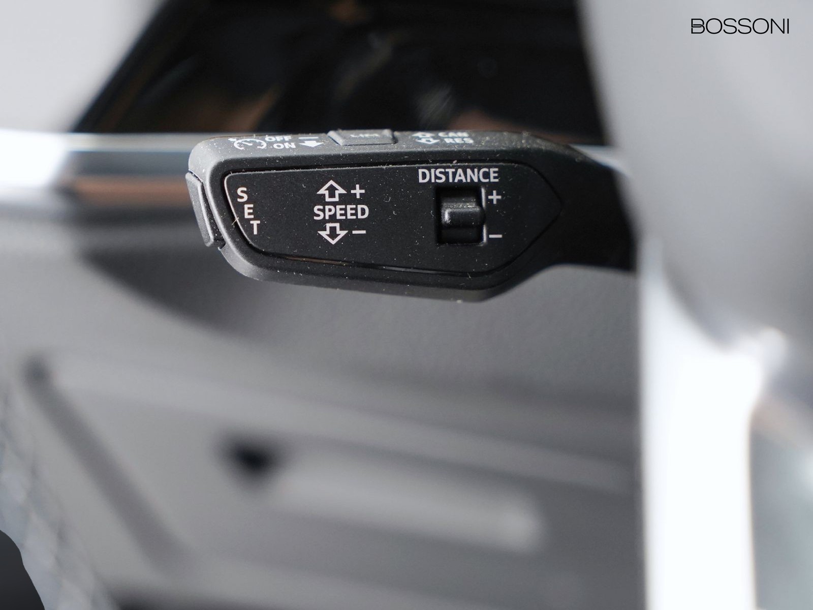 23 - Audi Q3 35 2.0 tdi s line edition s tronic