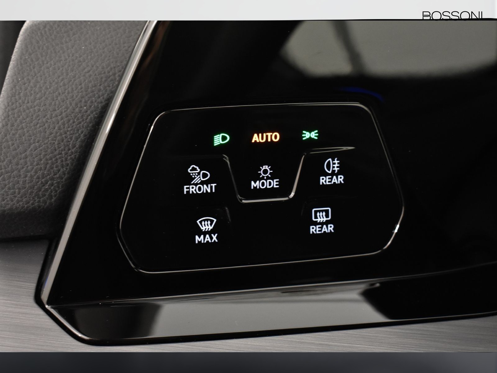 18 - Volkswagen Golf 2.0 tdi scr 115cv style