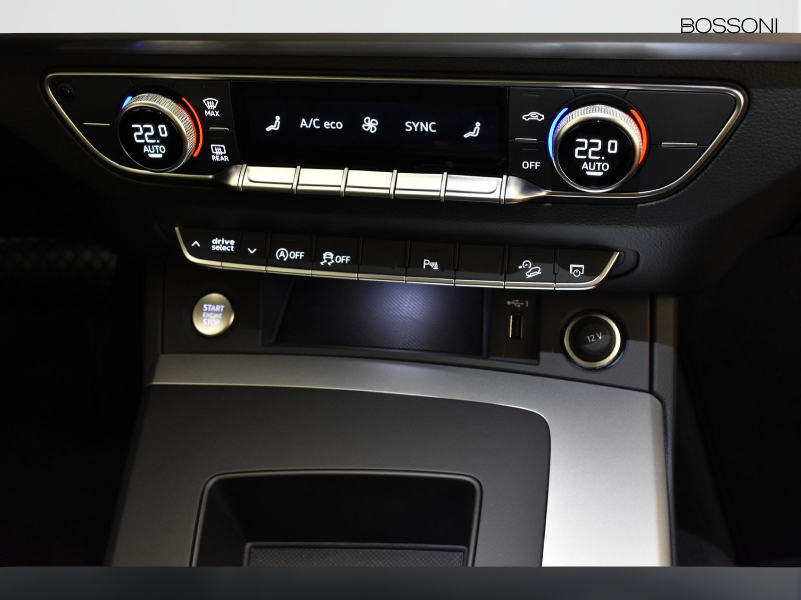 8 - Audi Q5 sportback 40 2.0 tfsi mhev 12v business advanced quattro s tronic