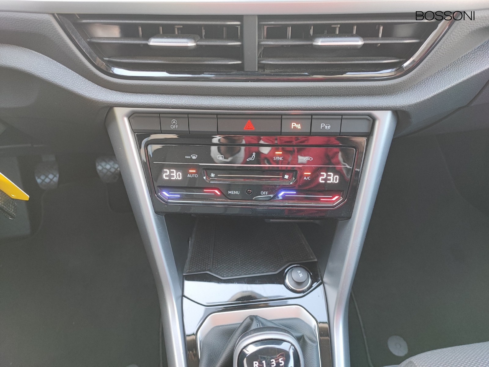 11 - Volkswagen T-Roc 2.0 tdi scr 115cv style