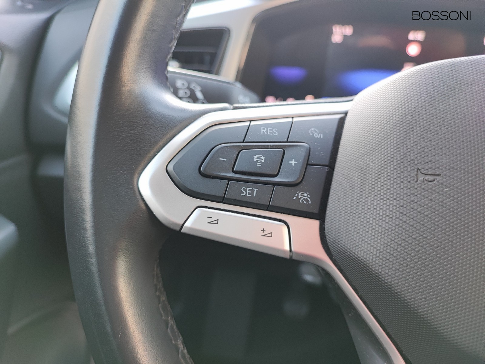 15 - Volkswagen T-Roc 2.0 tdi scr 115cv style