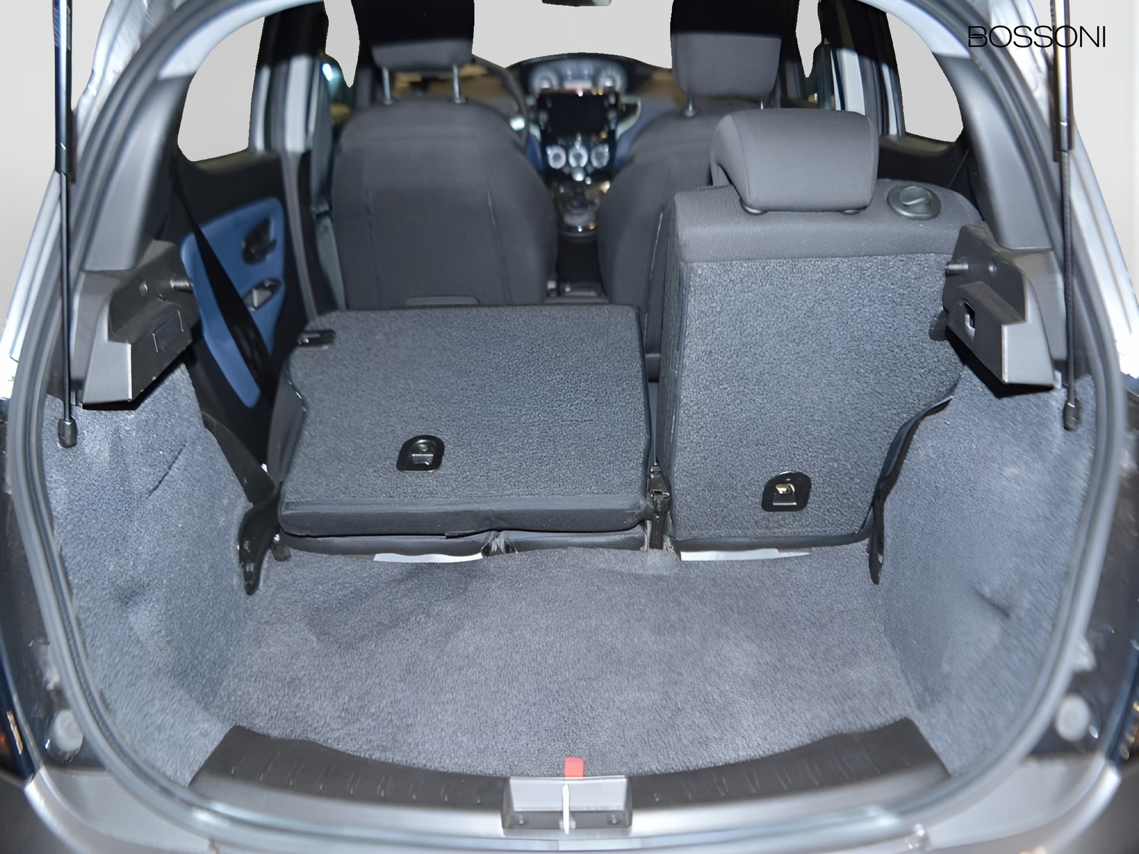 15 - Lancia Ypsilon 1.0 firefly hybrid 70cv platino s&s