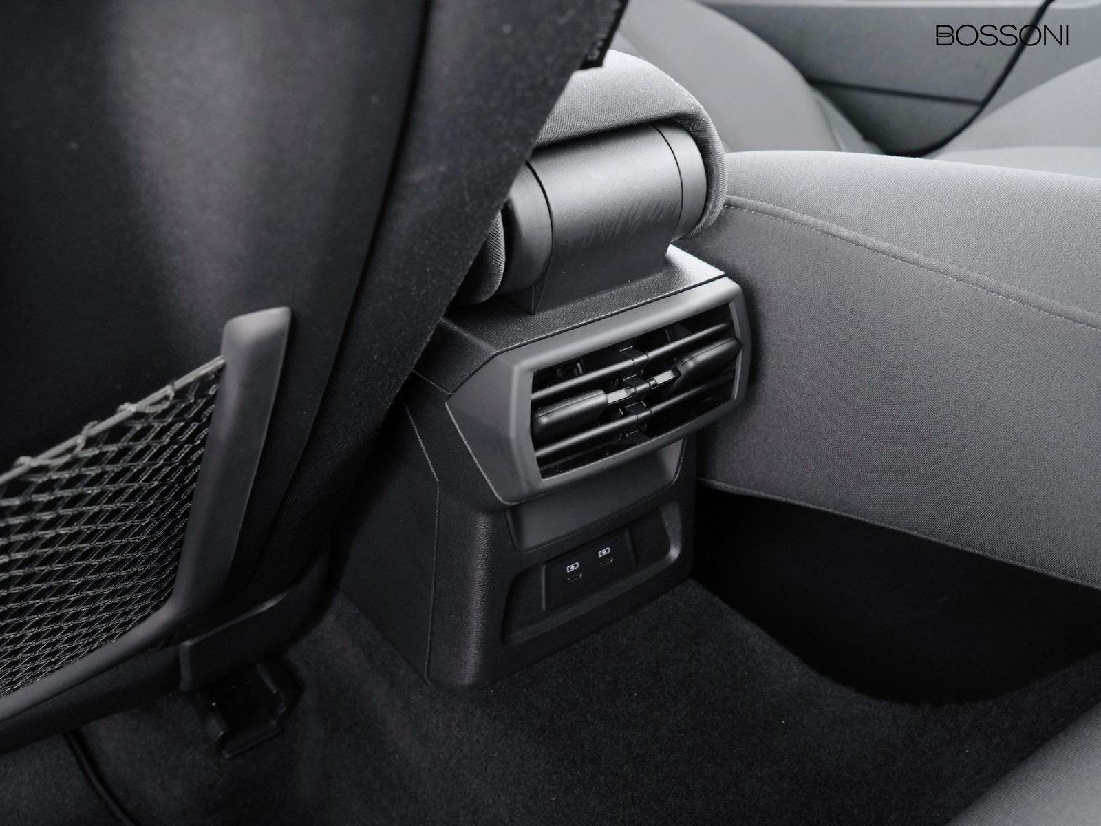 26 - Audi A3 sportback 30 2.0 tdi business