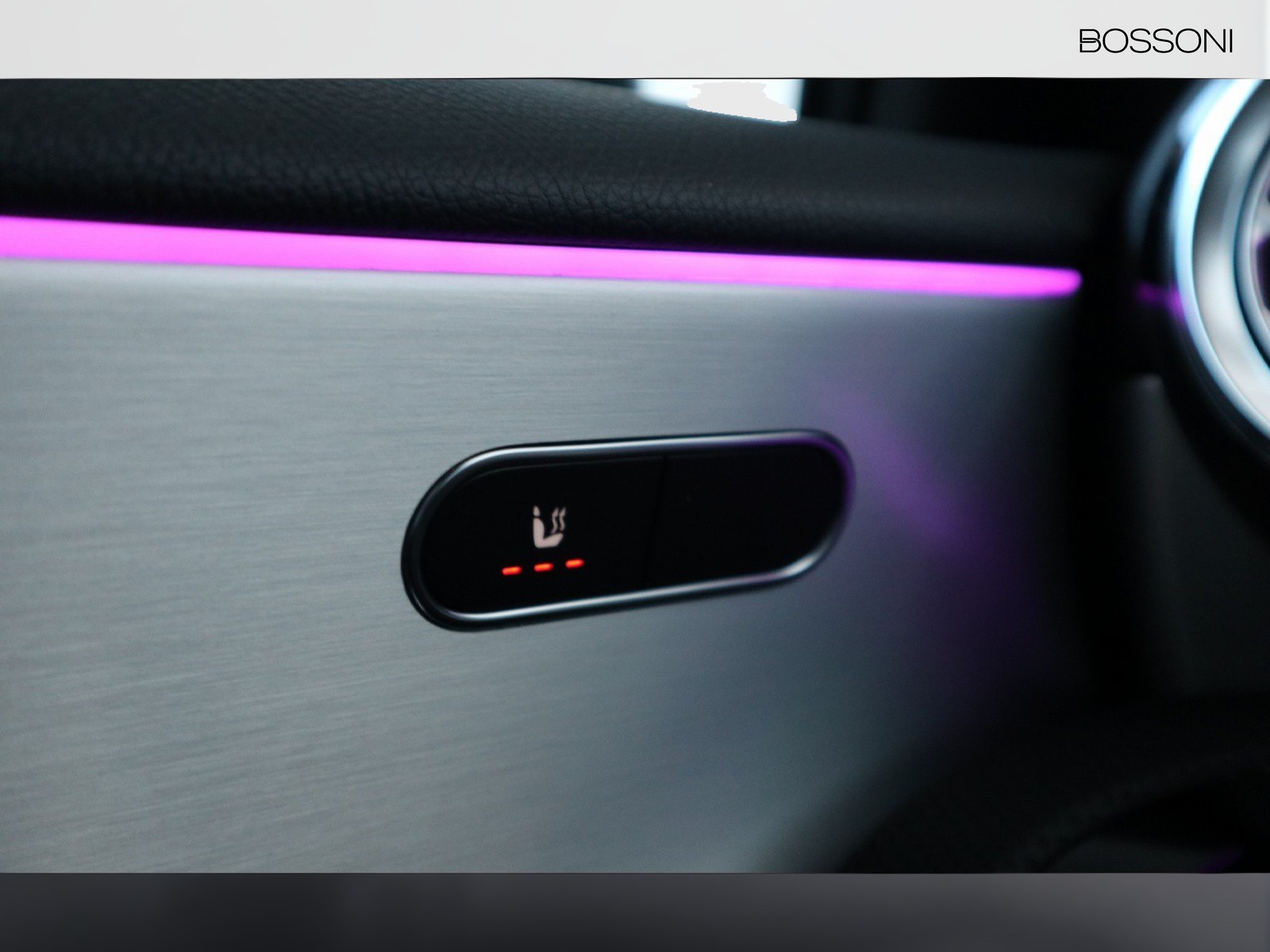 15 - Mercedes Classe A 250 e plug-in-hybrid amg line advanced plus speedshift dct amg 8g