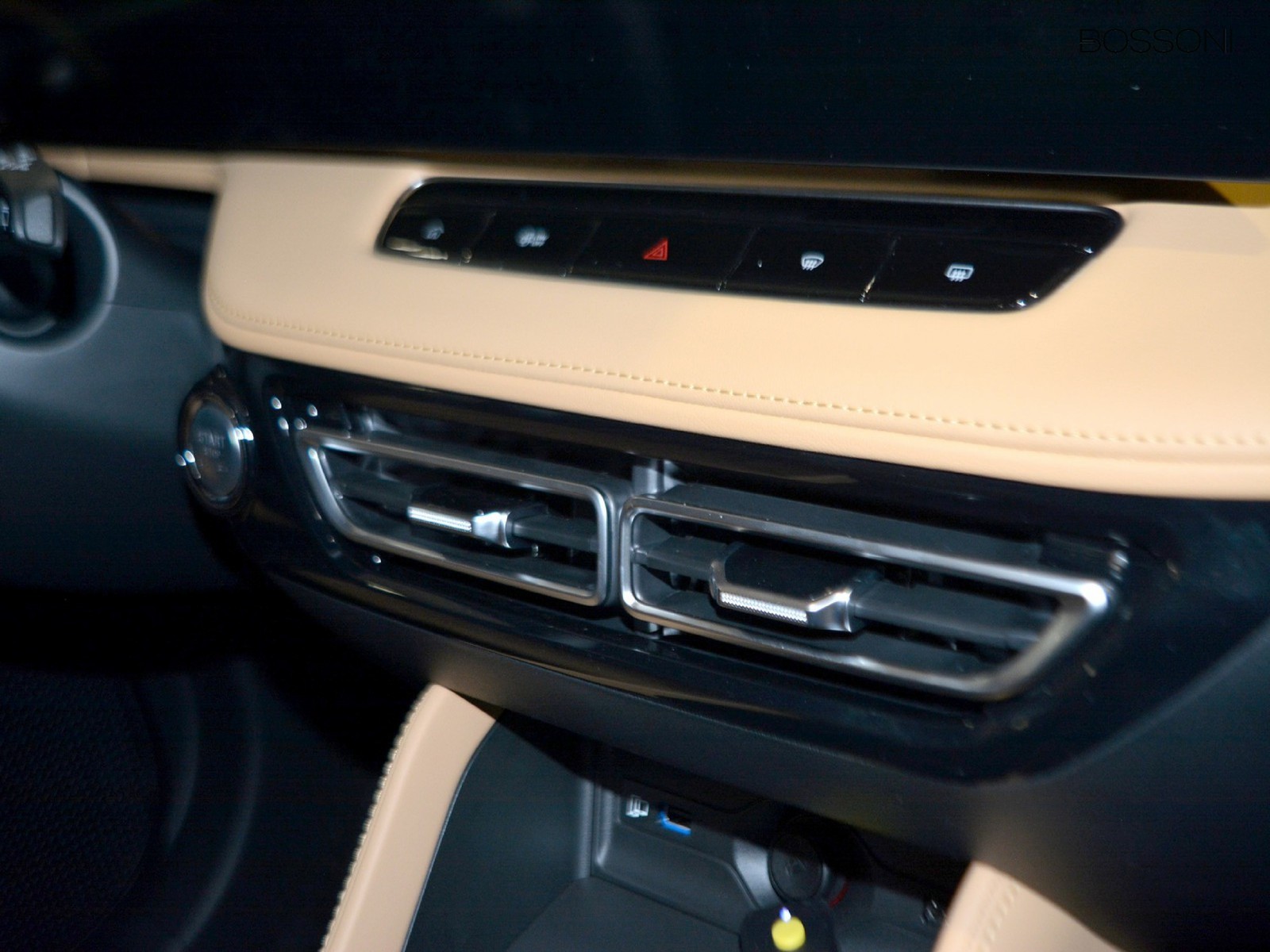 11 - Mg HS 1.5 phev luxury auto