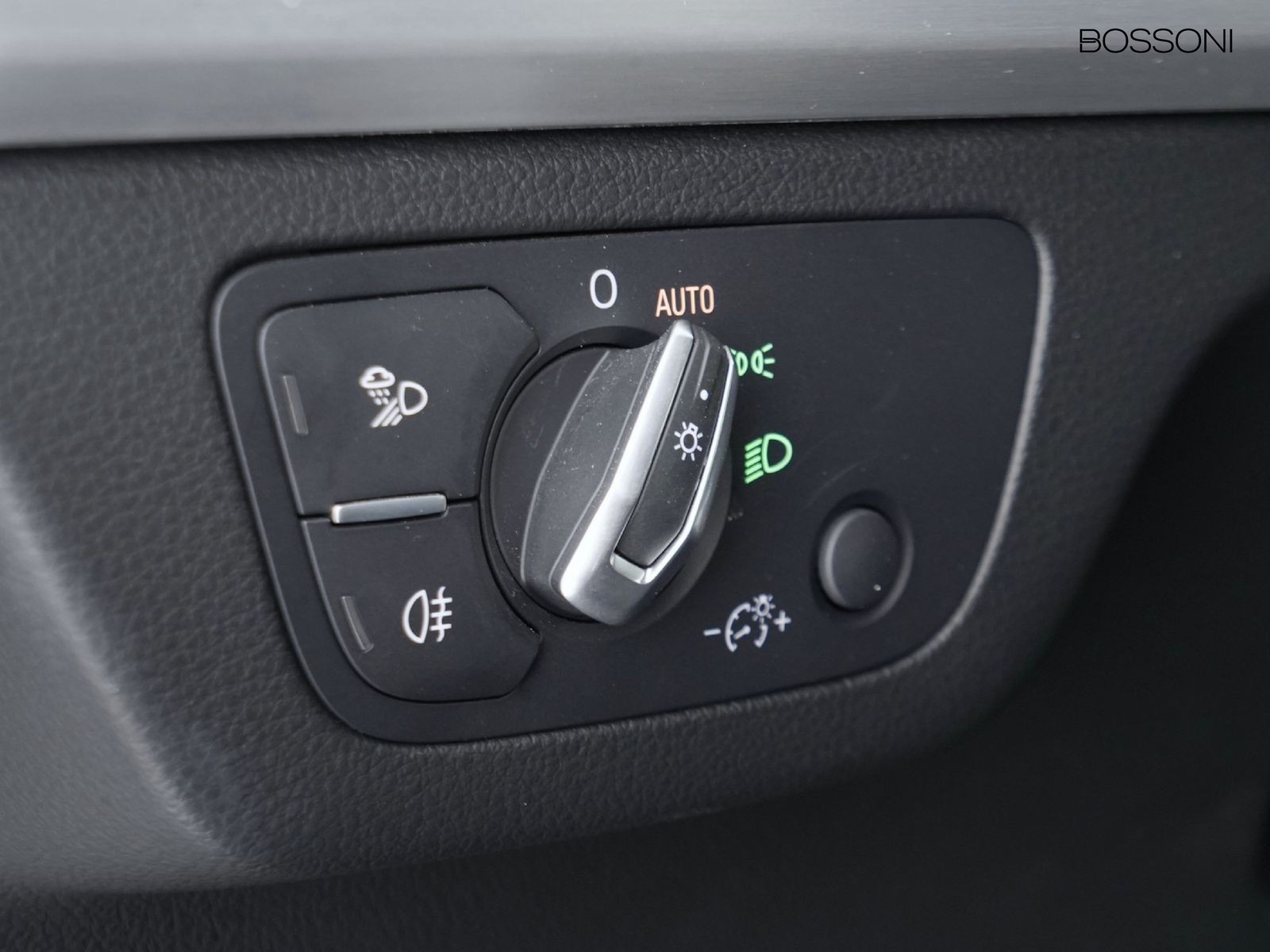 11 - Audi Q5 sportback 40 2.0 tdi mhev 12v s line quattro s tronic