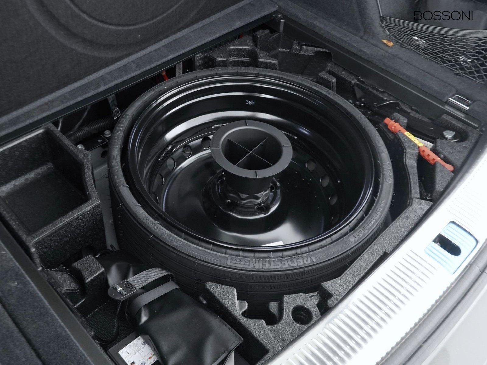 33 - Audi Q5 sportback 40 2.0 tdi mhev 12v s line quattro s tronic