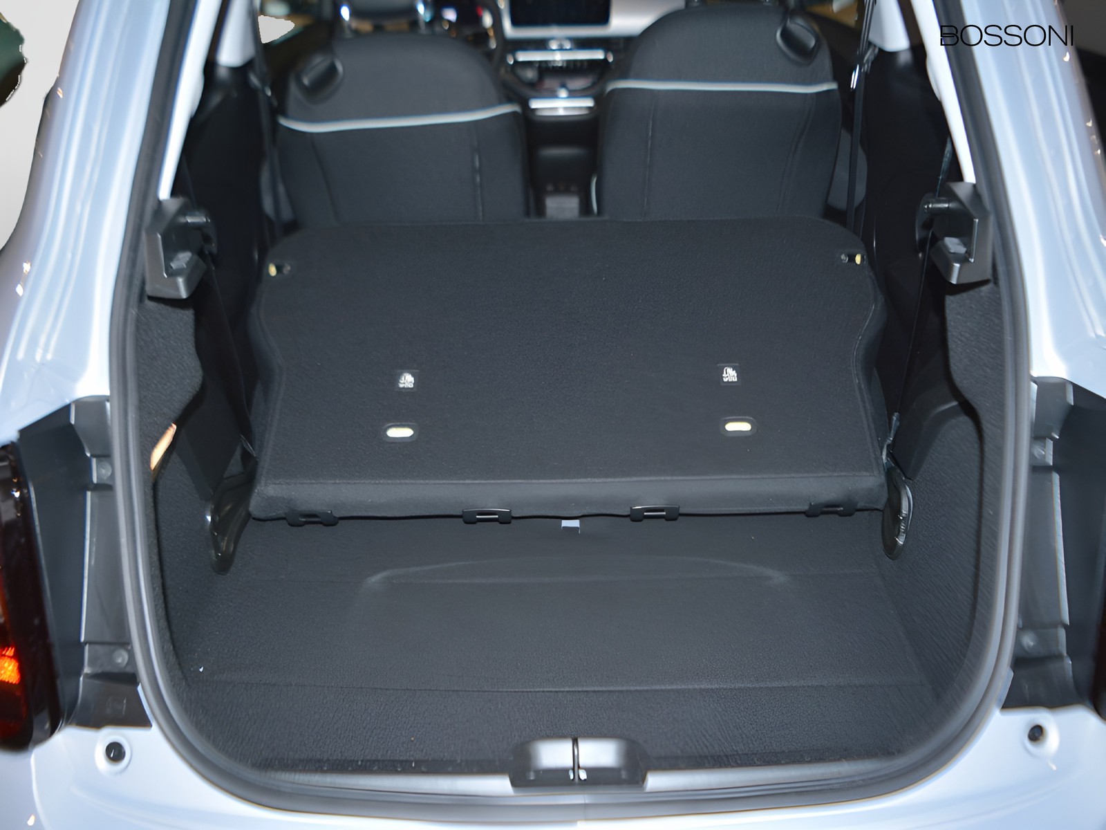 18 - Fiat 500 500e 42 kwh entry pack tech