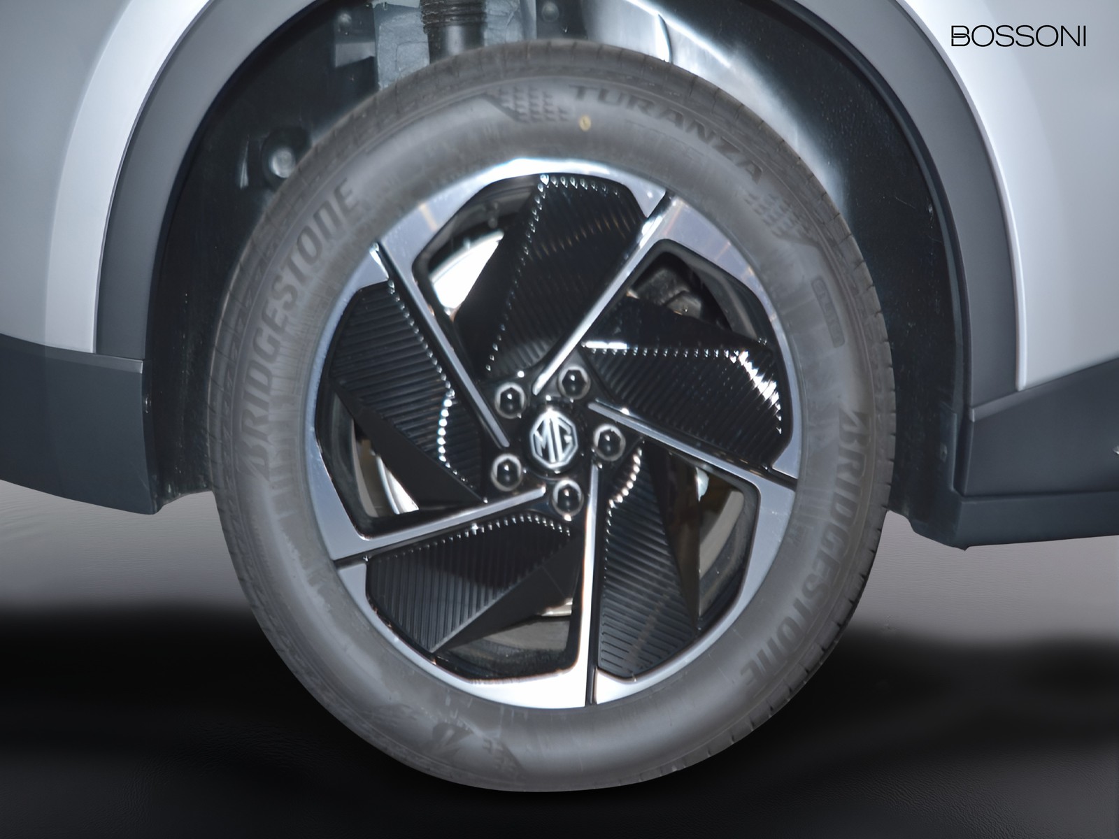 17 - Mg MGS5 EV ev luxury 64