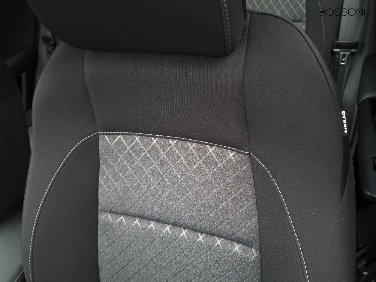 21 - Mg ZS 1.5 hybrid+ comfort auto