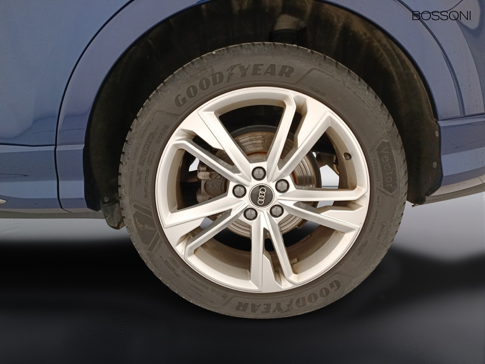 29 - Audi Q3 35 2.0 tdi s line edition s tronic