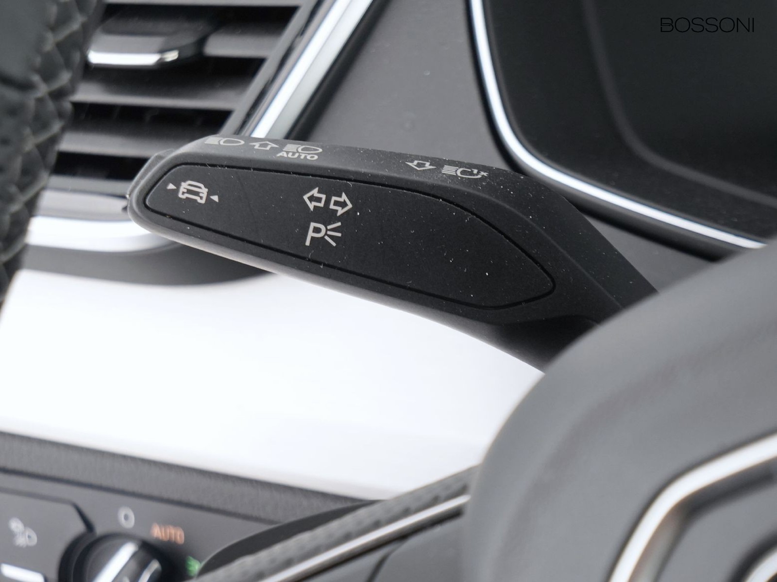 26 - Audi Q5 sportback 40 2.0 tdi mhev 12v s line quattro s tronic