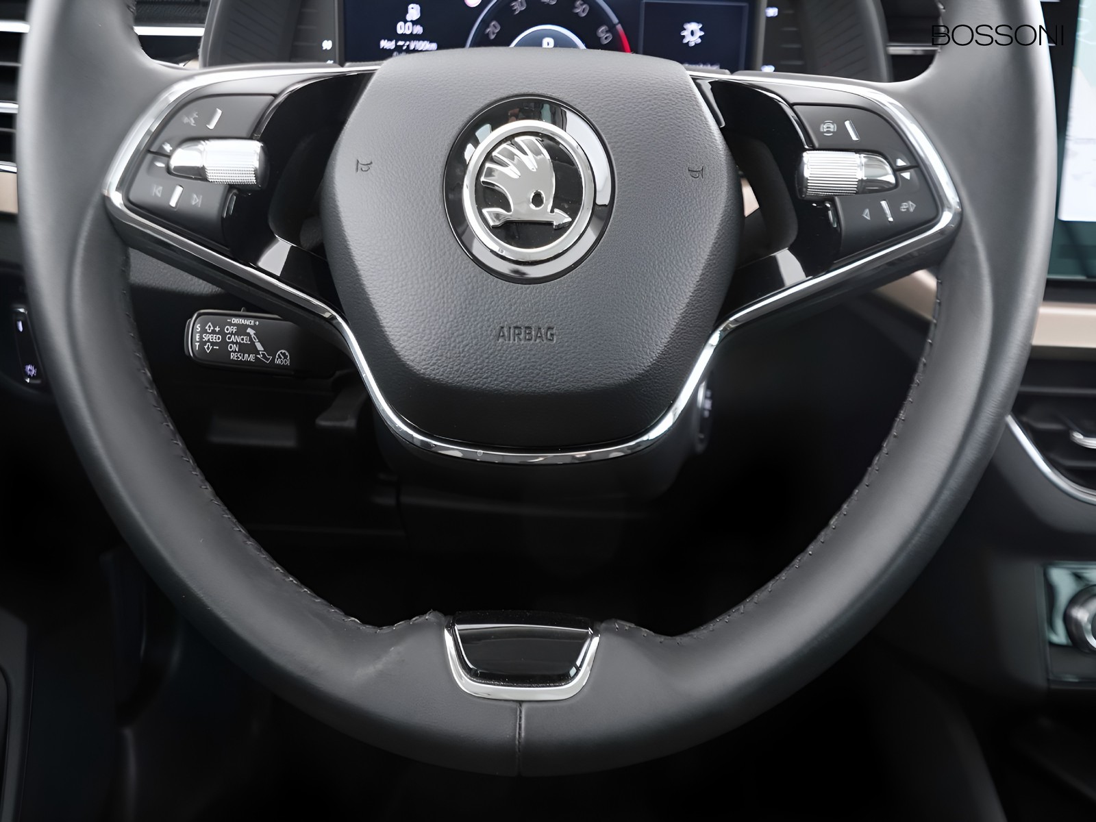 15 - Skoda Kamiq 1.5 tsi act 150cv dark shade dsg