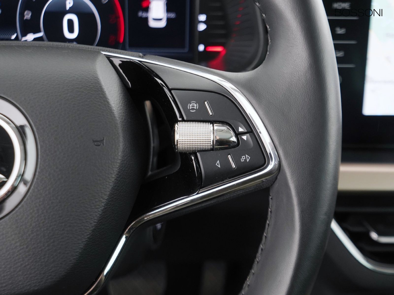 28 - Skoda Kamiq 1.5 tsi act 150cv dark shade dsg