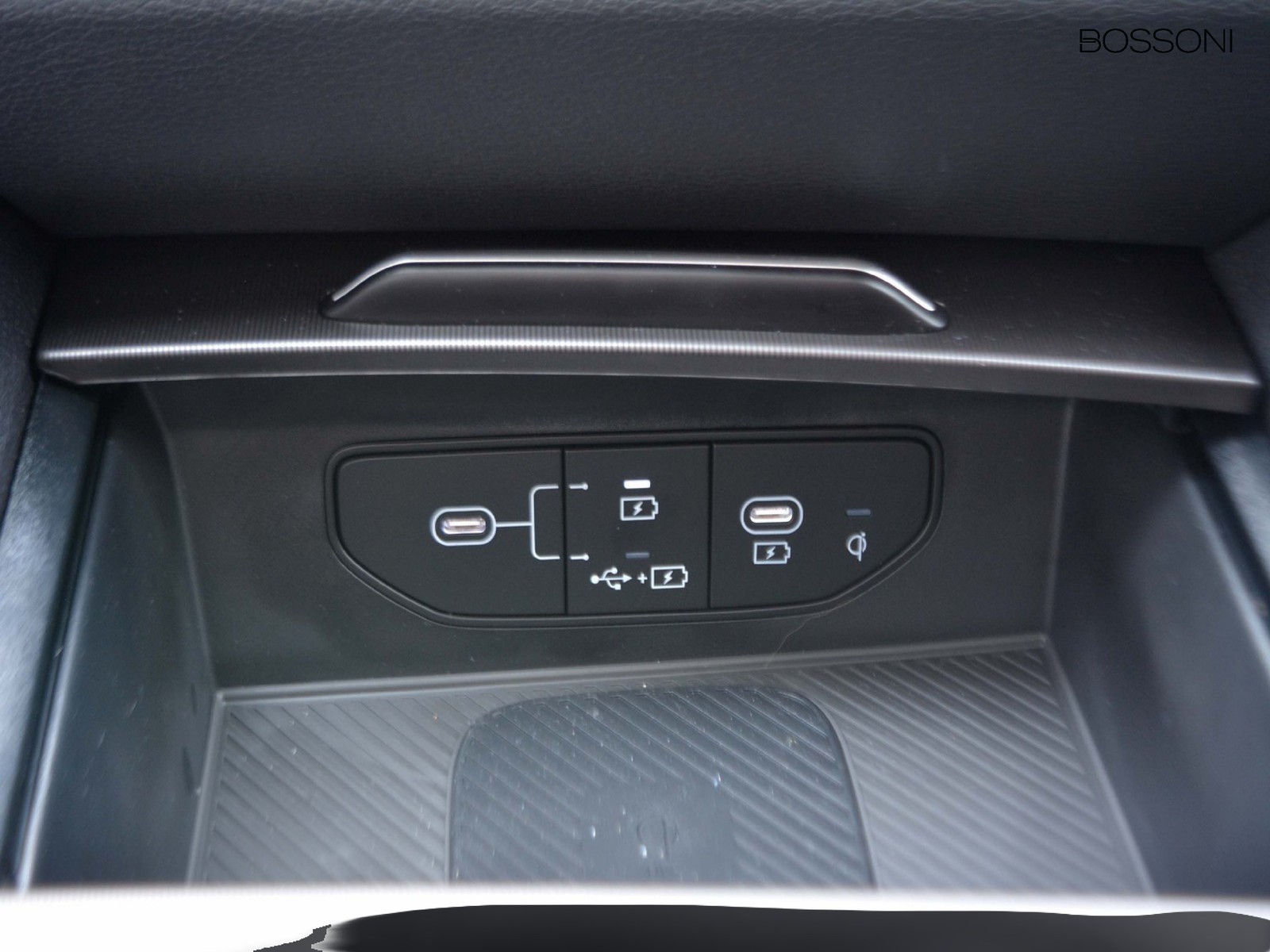 22 - Kia Sportage 1.6 crdi mhev gt-line sunroof pack dct7