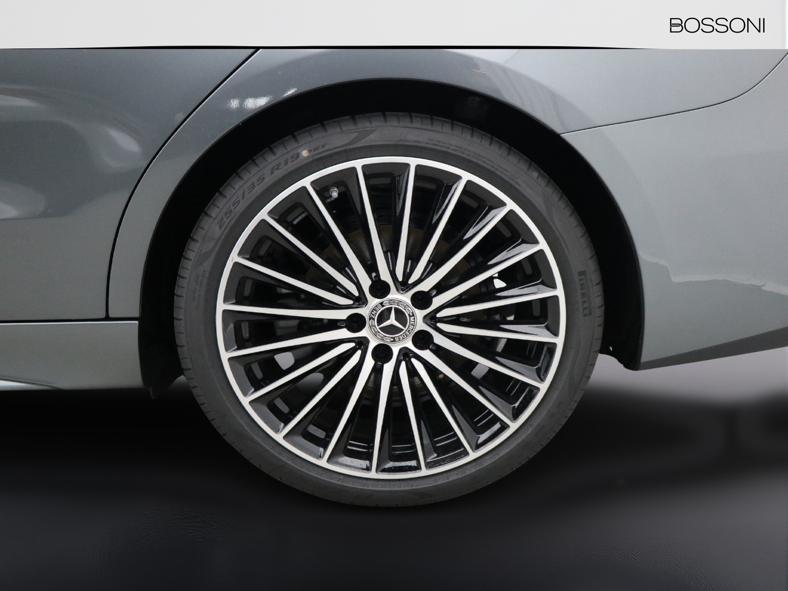 4 - Mercedes Classe C berlina 220 d mild hybrid 200cv amg line advanced 4matic 9g-tronic