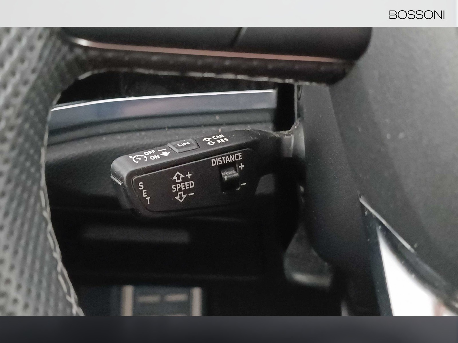 29 - Audi Q3 35 2.0 tdi s line edition s tronic