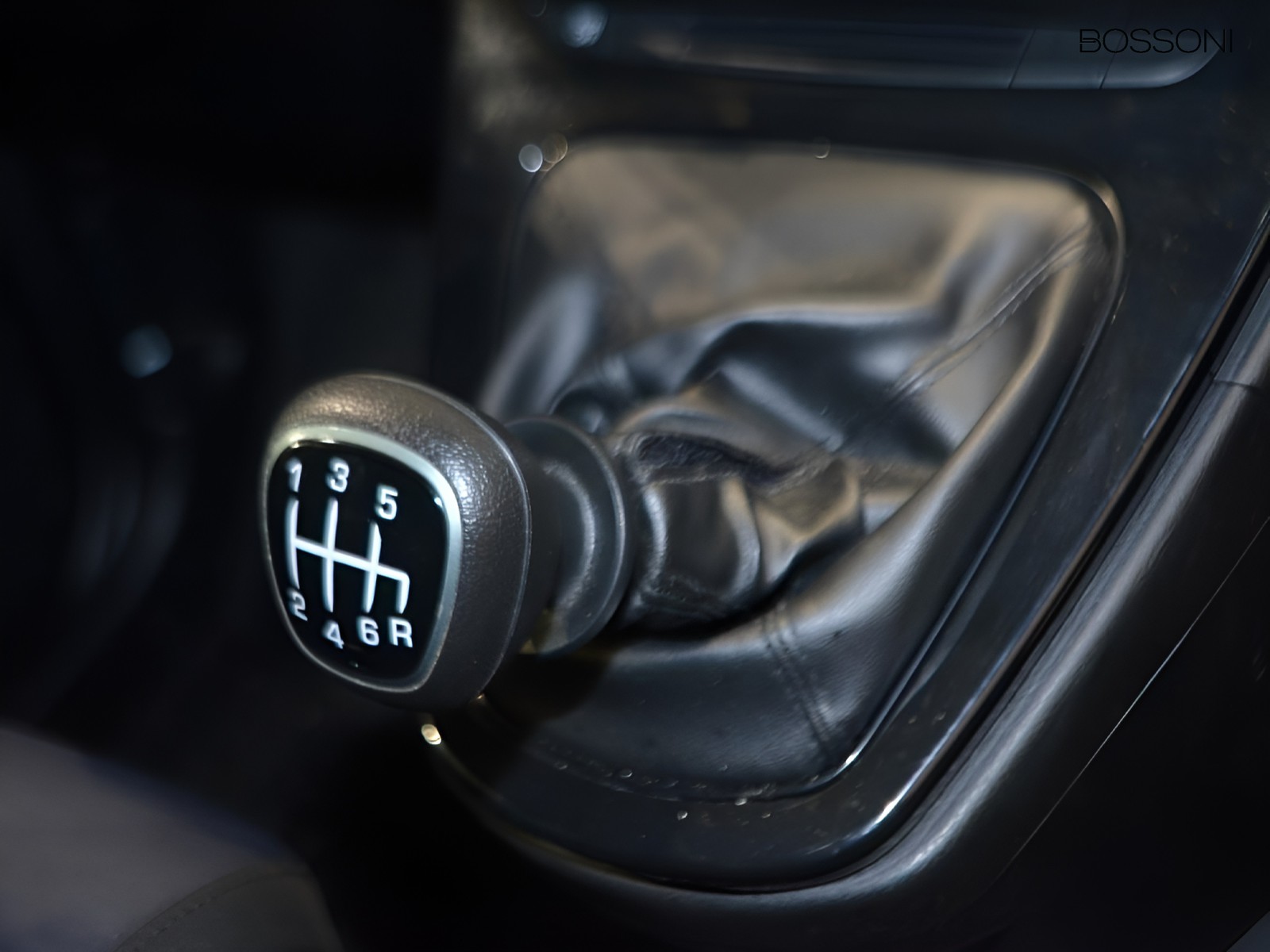 12 - Lancia Ypsilon 1.0 firefly hybrid 70cv platino s&s