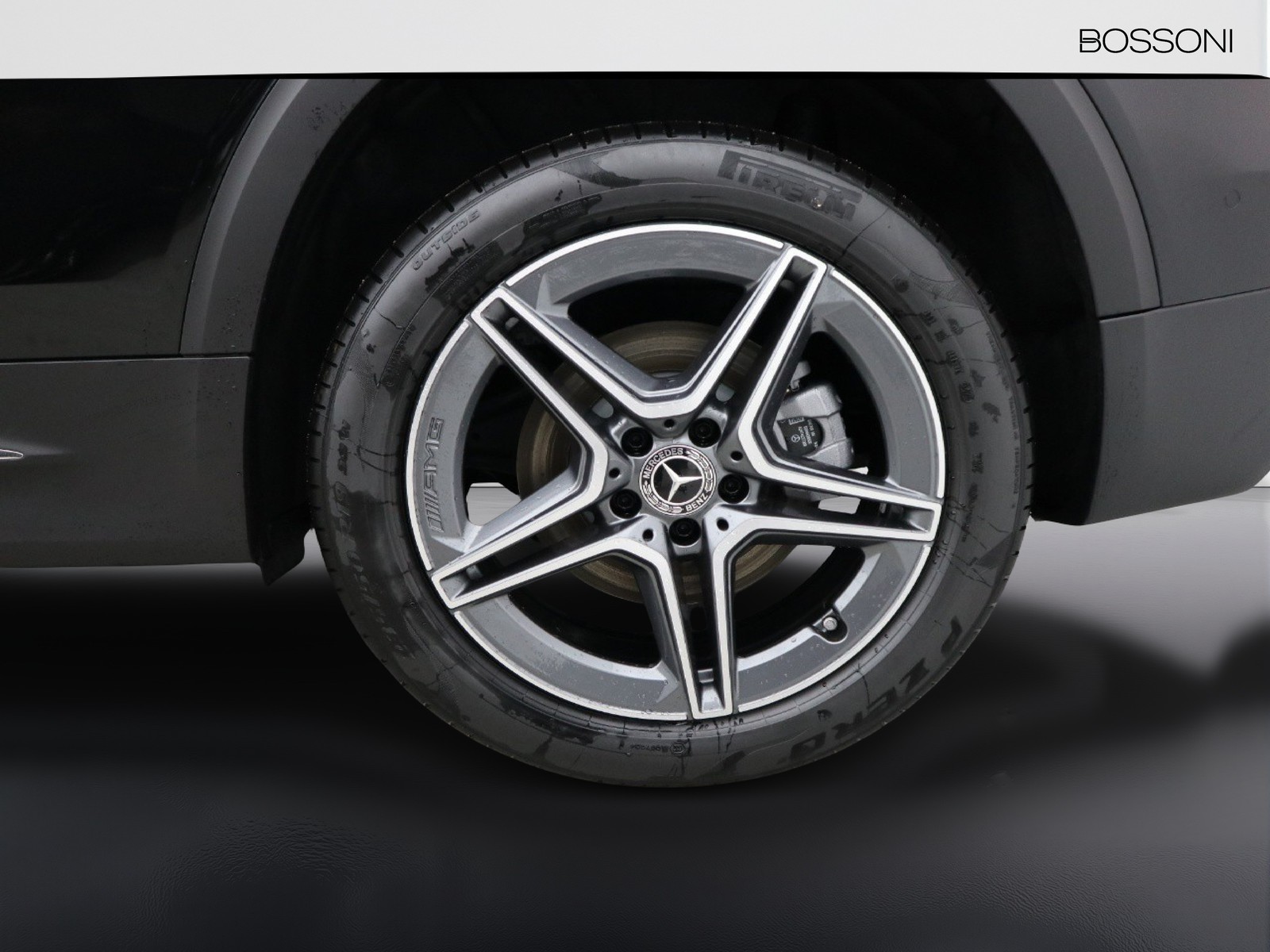 4 - Mercedes GLB 200 d amg line advanced plus 4matic 8g-dct 7p.ti