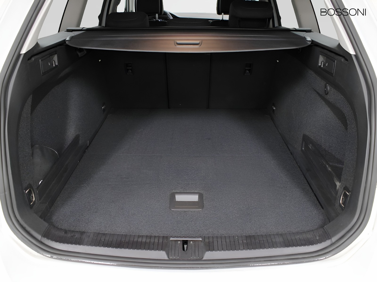 11 - Volkswagen Passat variant 2.0 tdi scr evo 150cv business dsg