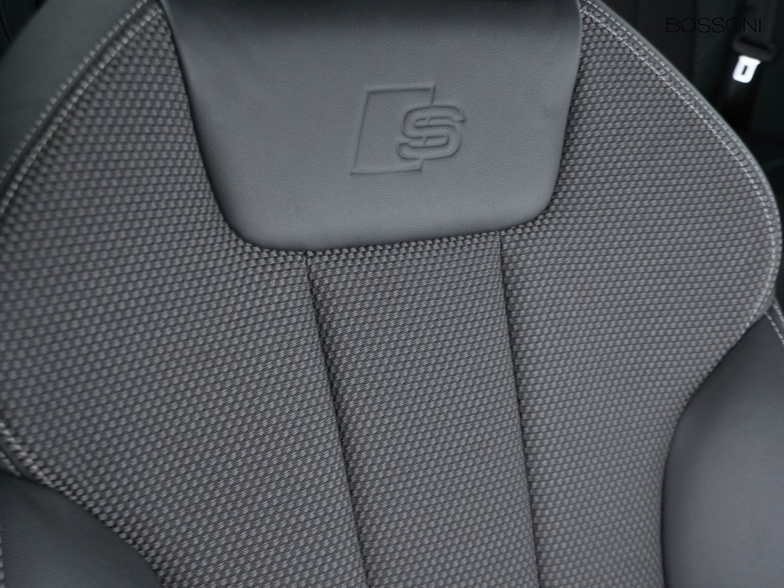 20 - Audi A4 avant 40 2.0 tdi mhev 204cv s line edition quattro s tronic