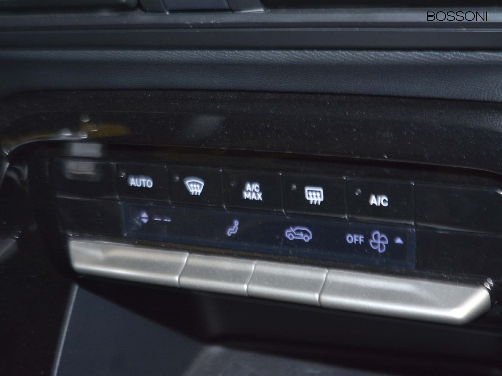 11 - Citroen C3 1.2 puretech turbo 100cv max s&s