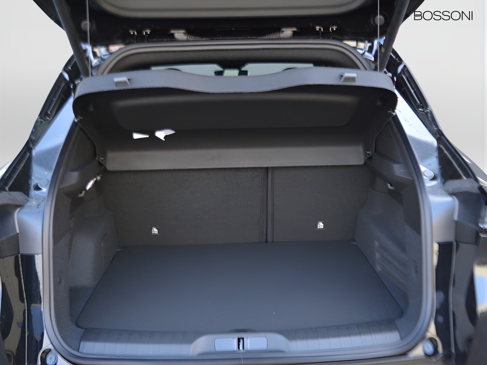 14 - Alfa Romeo Junior 1.2 hybrid 145cv ibrida q4 edct6