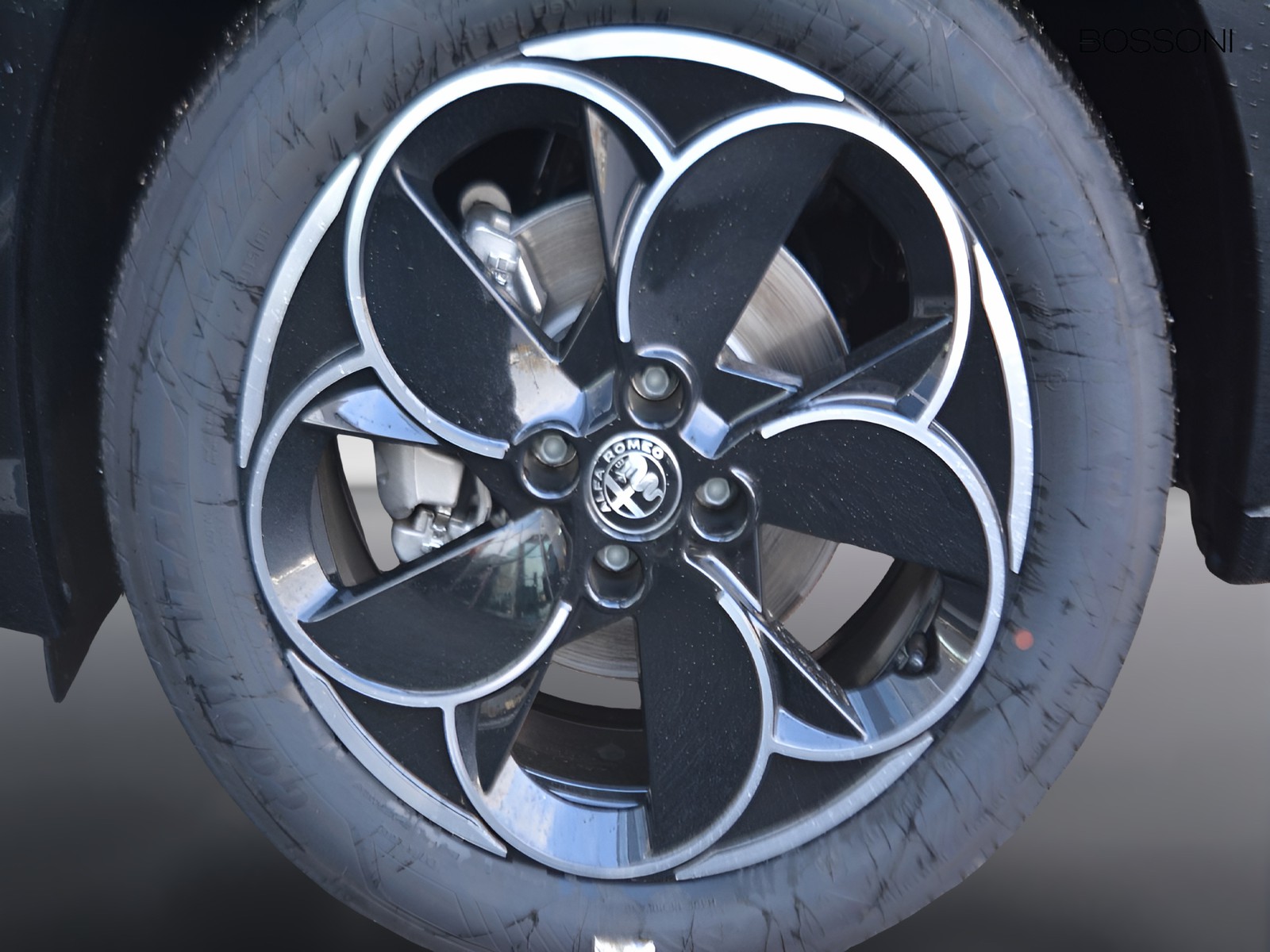 15 - Alfa Romeo Junior 1.2 hybrid 145cv ibrida q4 edct6