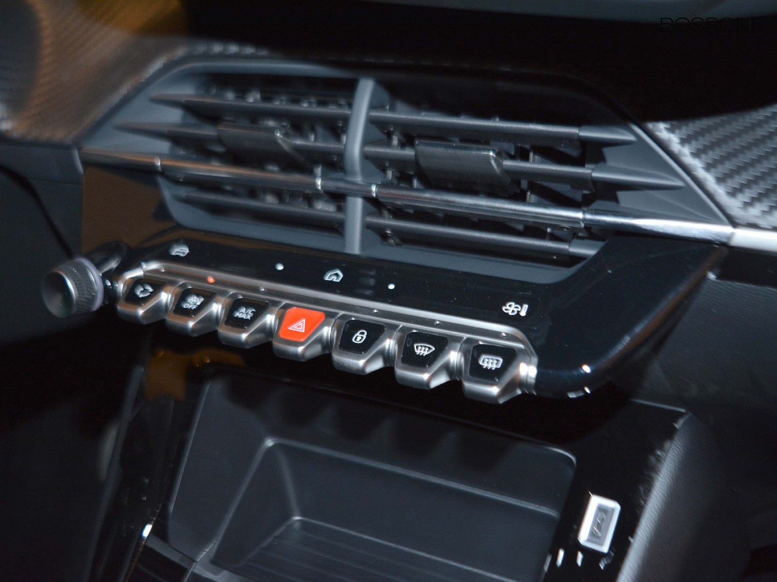 11 - Peugeot 208 1.2 puretech 100cv style s&s