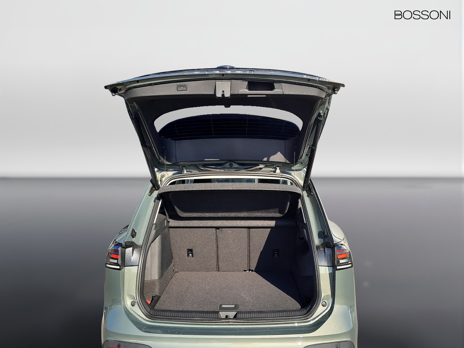 21 - Volkswagen Tiguan 1.5 tsi ehybrid 204cv edition plus dsg