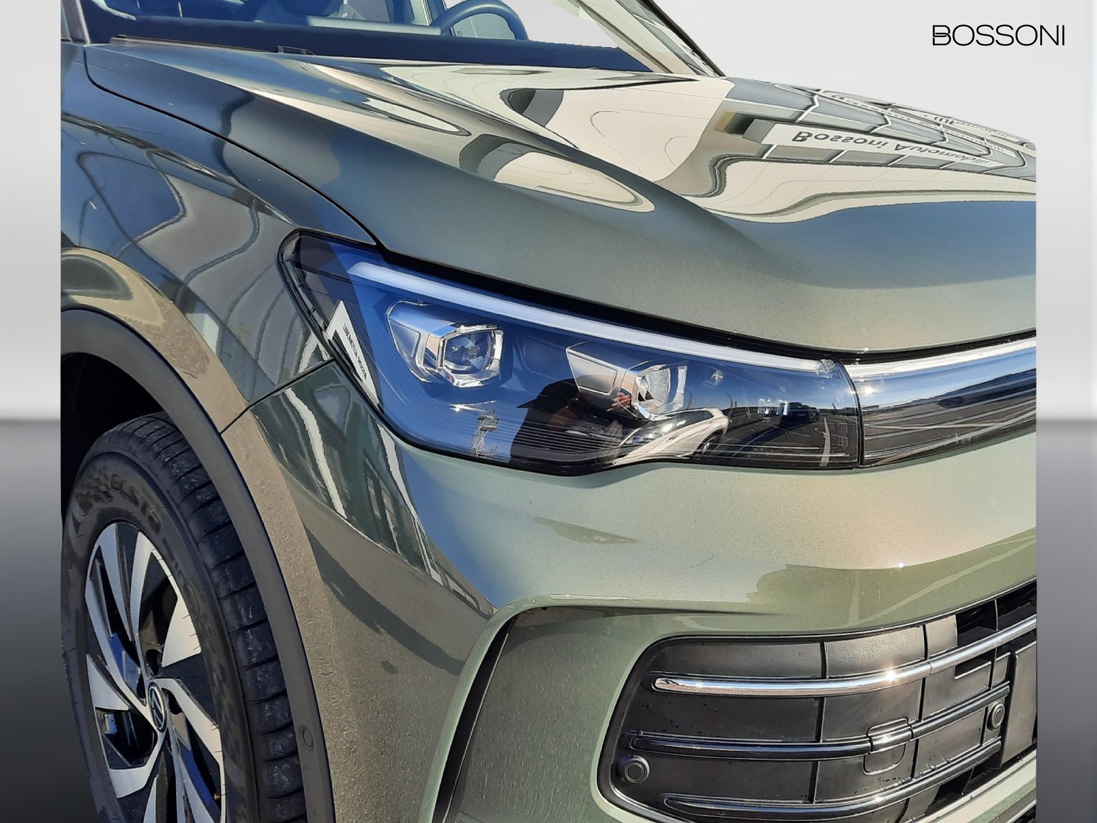 26 - Volkswagen Tiguan 1.5 tsi ehybrid 204cv edition plus dsg